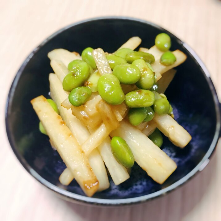 むき枝豆と、長芋の炒めもの